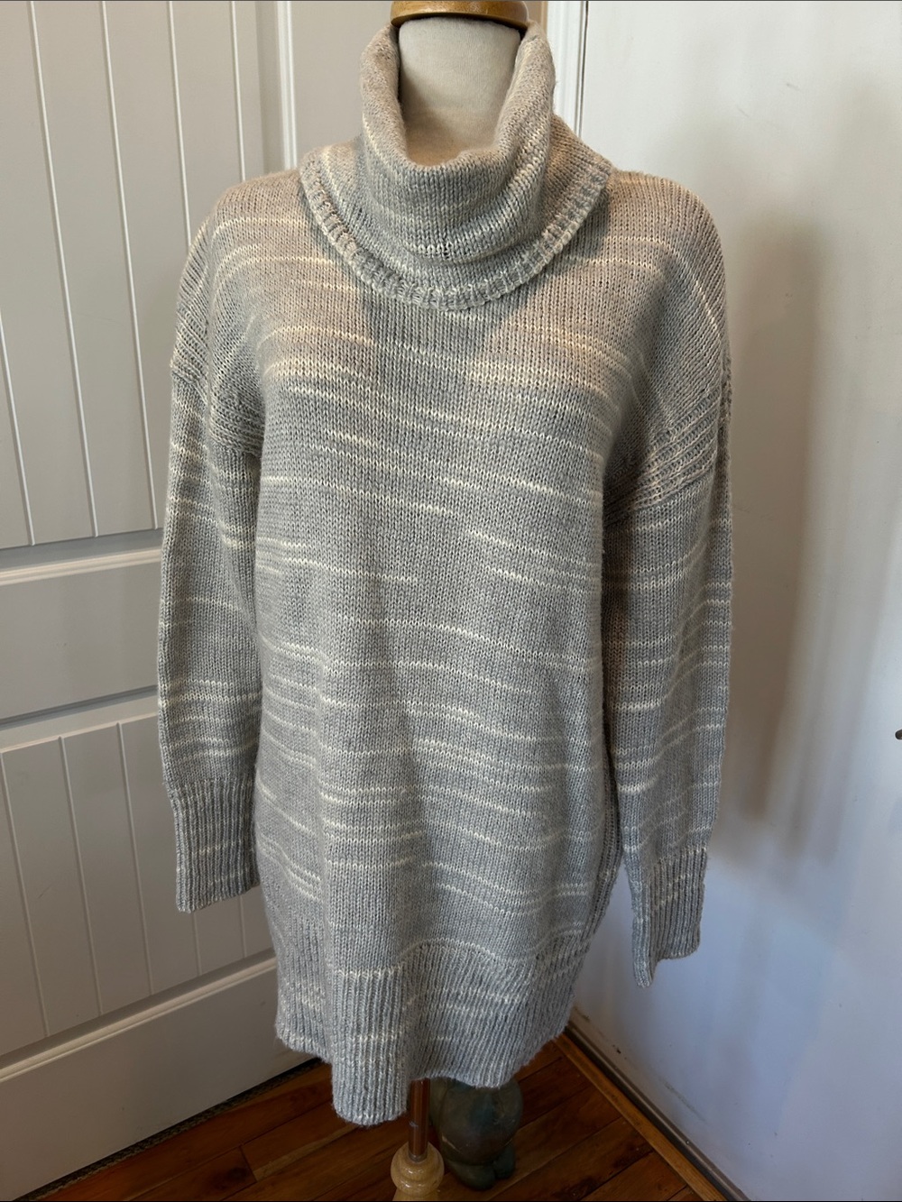 Banana Republic Wool Oversized Turtleneck